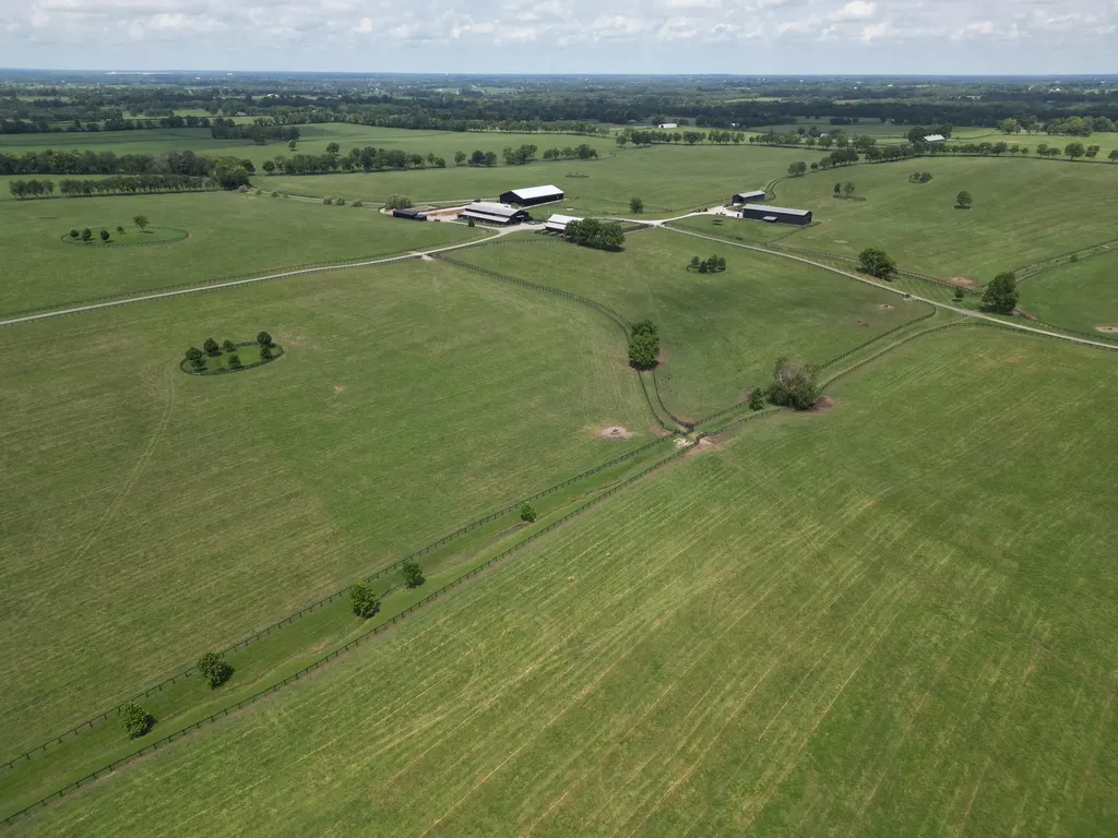 5335 Russell Cave Road Lexington KY 40511