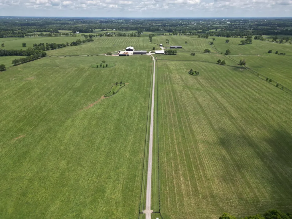 5335 Russell Cave Road Lexington KY 40511
