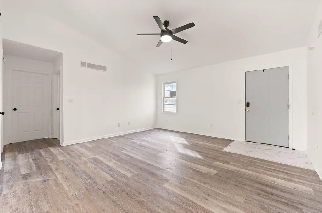 216 Raintree Circle Stanford KY 40484