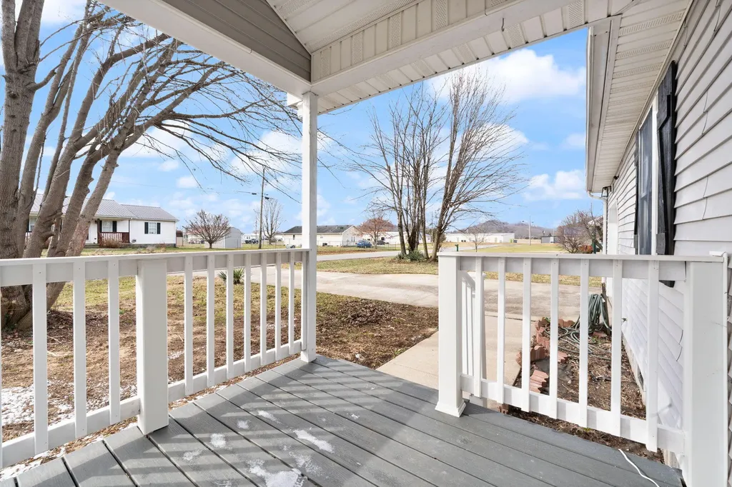 216 Raintree Circle Stanford KY 40484