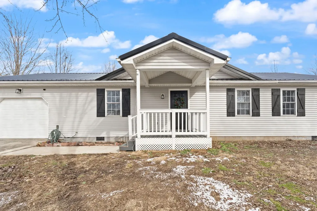 216 Raintree Circle Stanford KY 40484