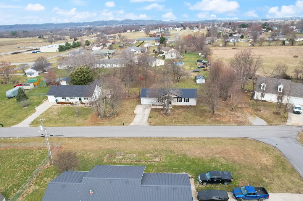 216 Raintree Circle Stanford KY 40484
