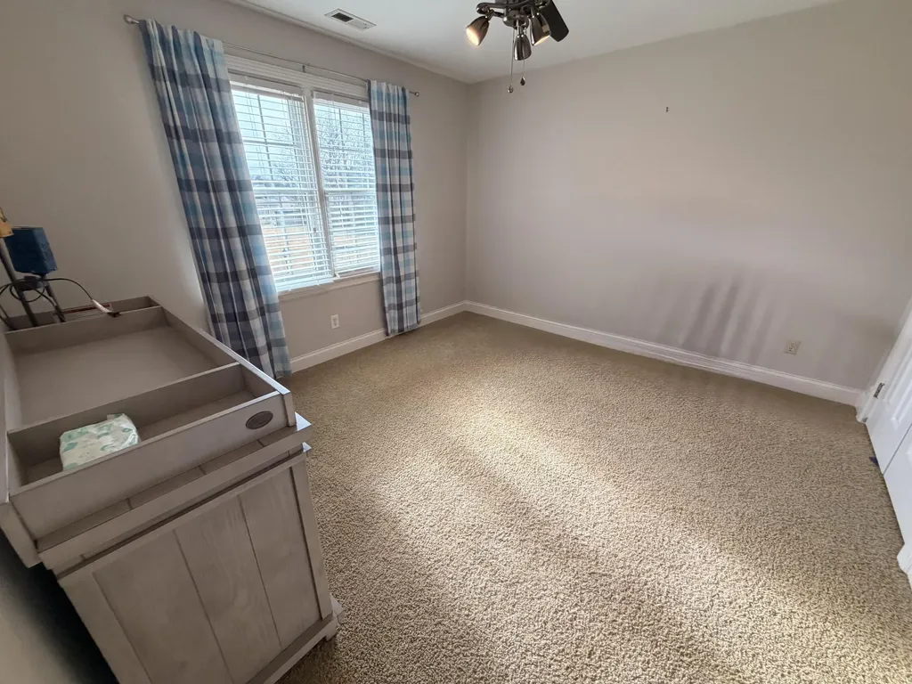1807 Drake Lane London KY 40741