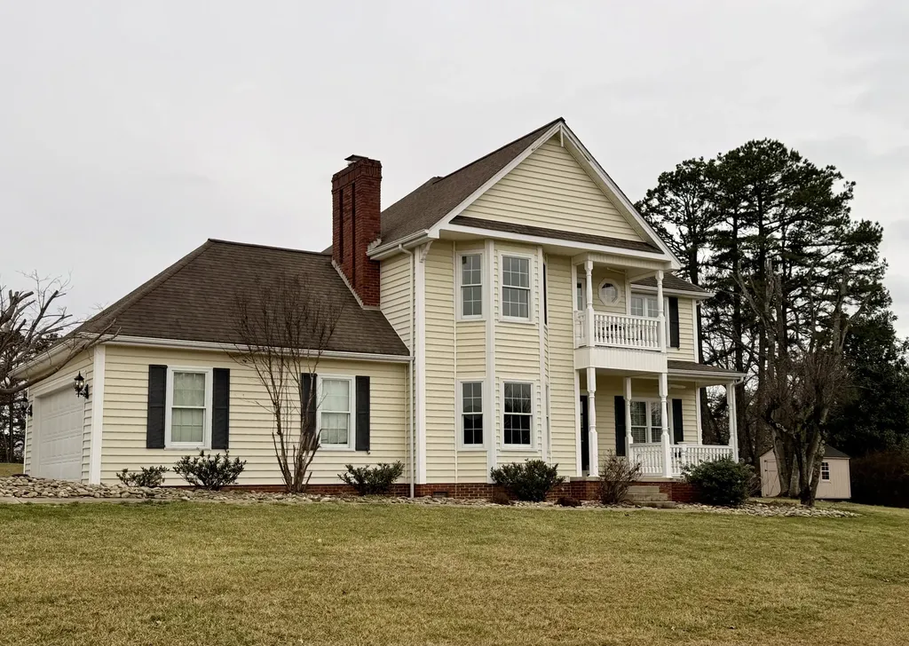 1807 Drake Lane London KY 40741