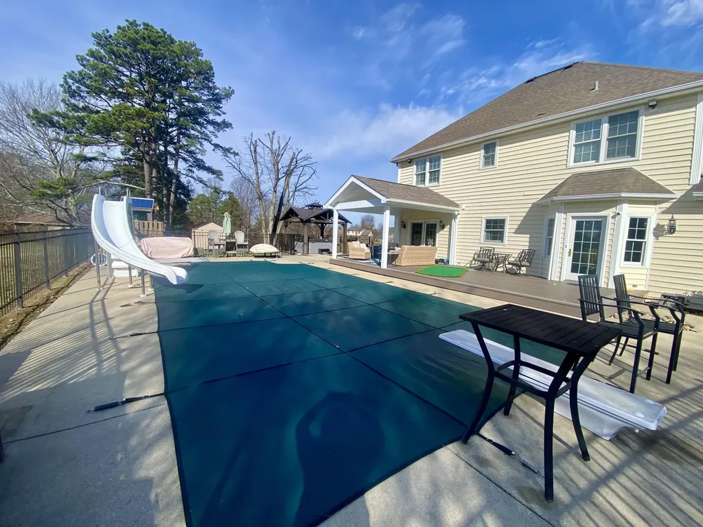 1807 Drake Lane London KY 40741
