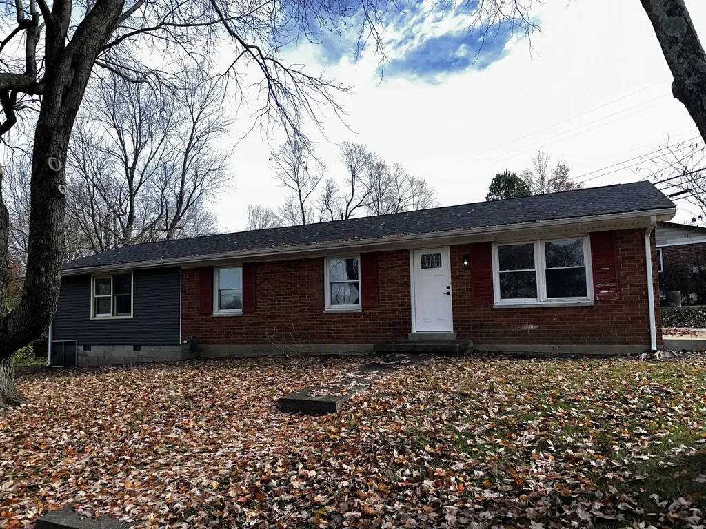 1015 Pennebaker Drive Lexington KY 40511
