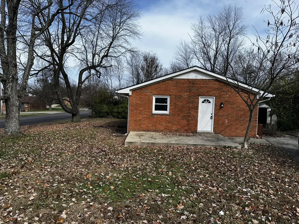 1015 Pennebaker Drive Lexington KY 40511