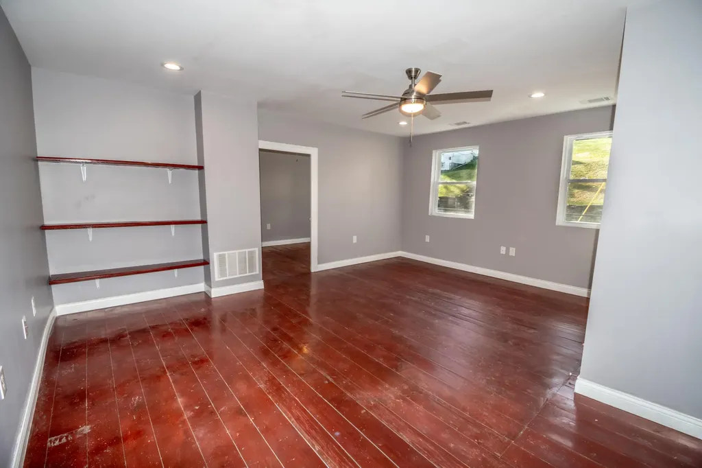 449 W 2nd Street Maysville KY 41056