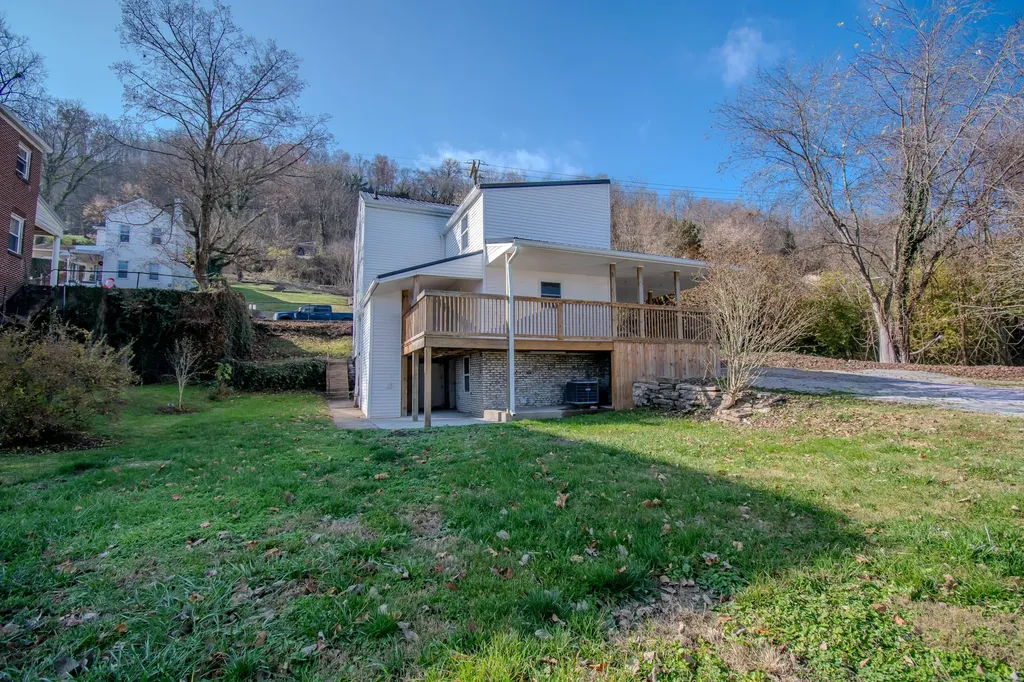 449 W 2nd Street Maysville KY 41056