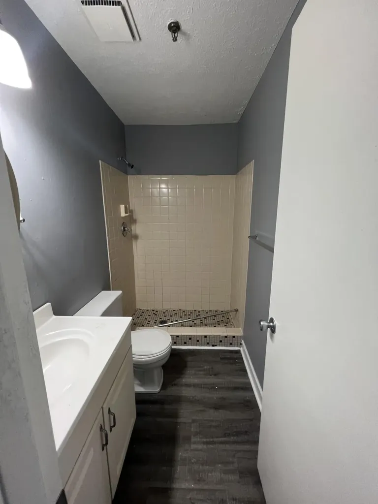 421 Redding Road Lexington KY 40517