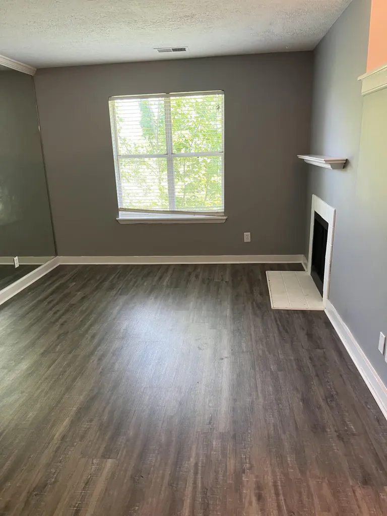 421 Redding Road Lexington KY 40517