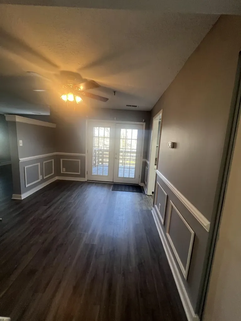 421 Redding Road Lexington KY 40517
