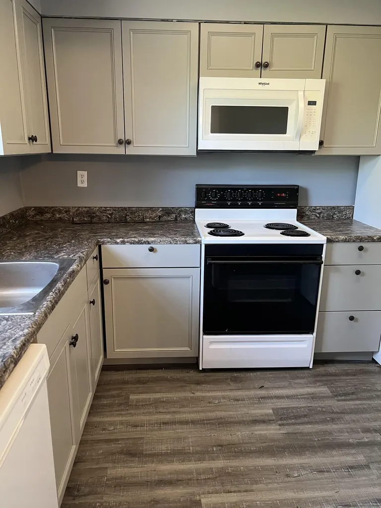 421 Redding Road Lexington KY 40517