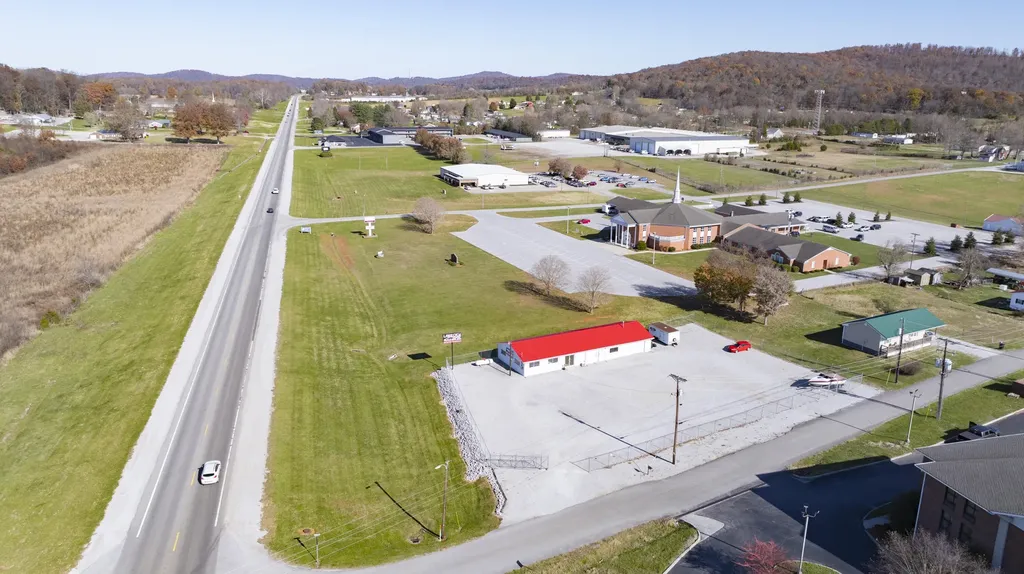 2104 Ky-90 Monticello KY 42633