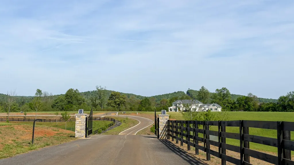 60 Darling Way Somerset KY 42503