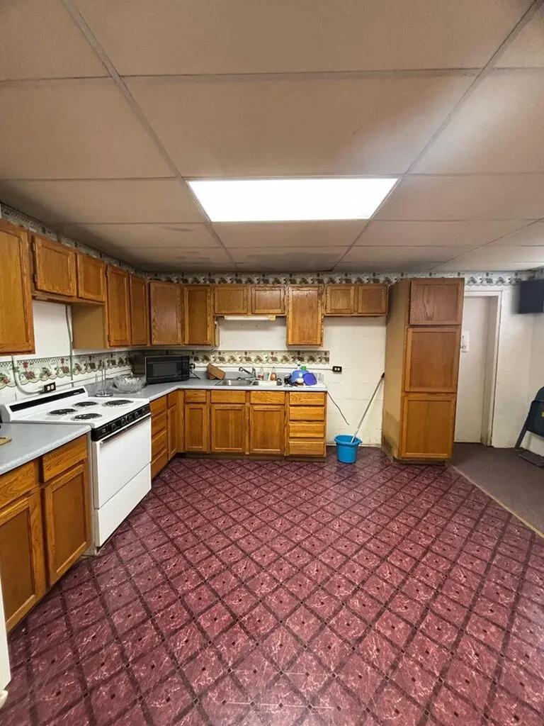 2194 Ky-1428 Prestonsburg KY 41653