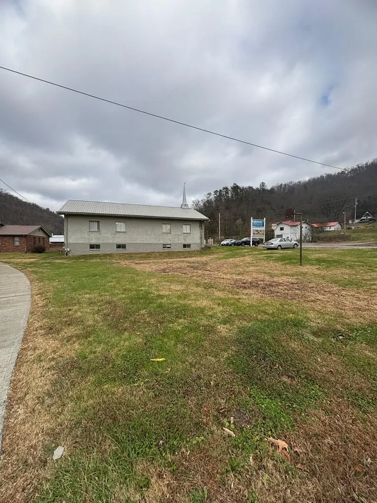 2194 Ky-1428 Prestonsburg KY 41653