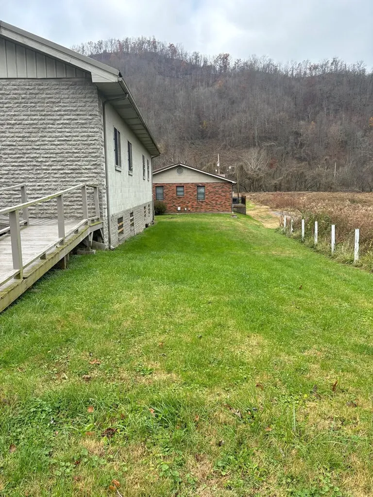 2194 Ky-1428 Prestonsburg KY 41653