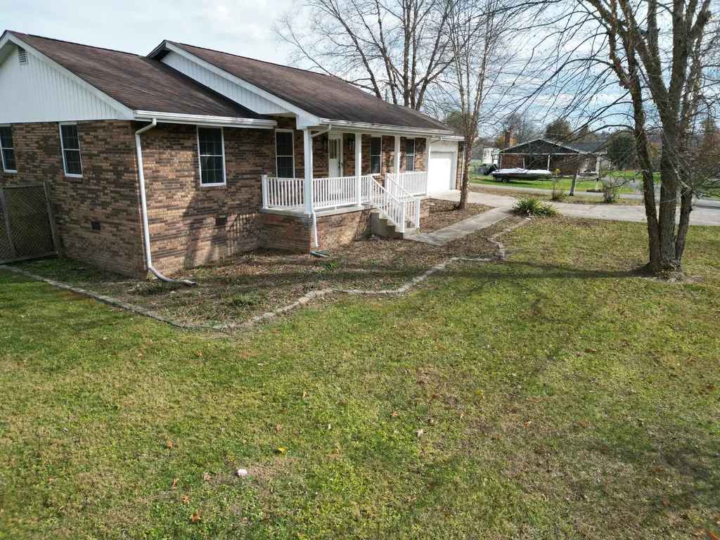 3183 N State Highway 1223 Corbin KY 40701
