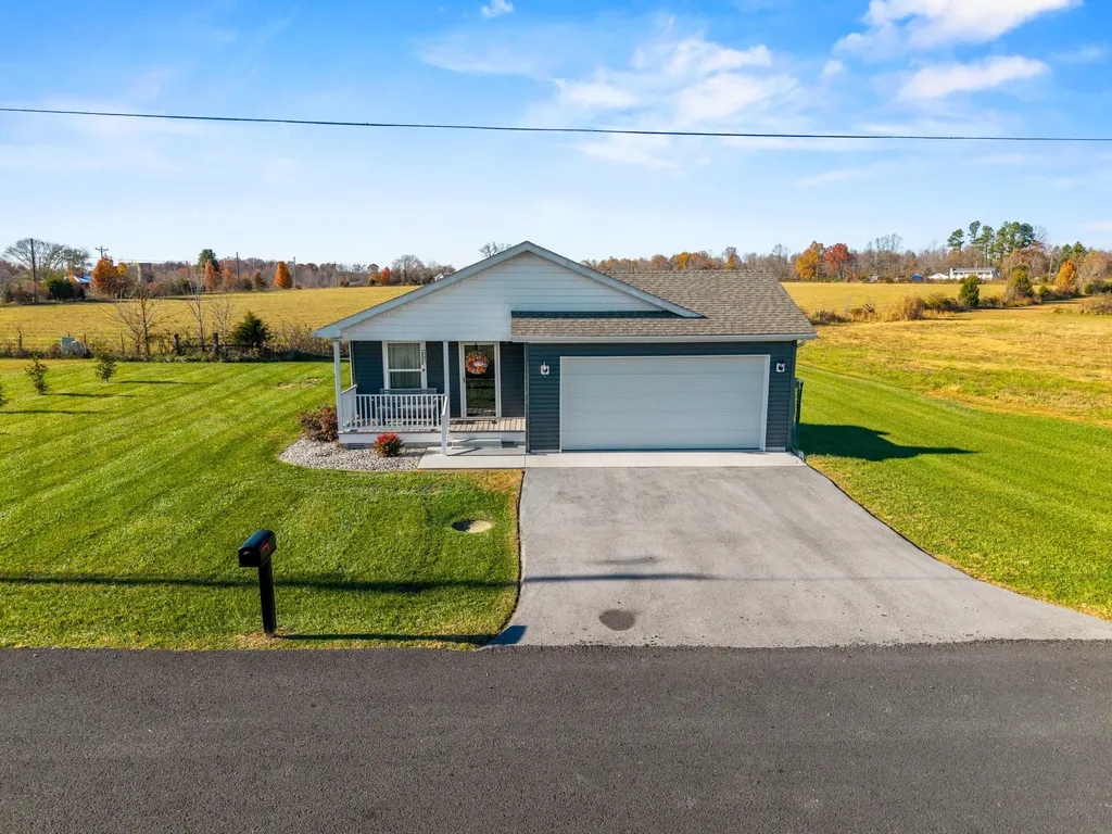 59 Village Lane Russell Springs KY 42642