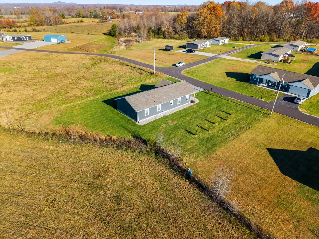 59 Village Lane Russell Springs KY 42642