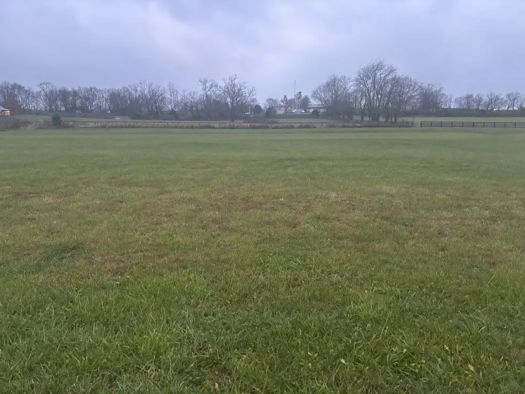 155 Man-o-war Drive Harrodsburg KY 40330
