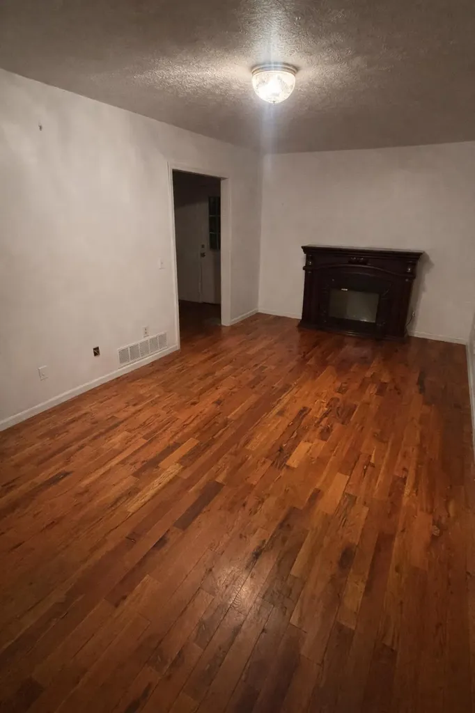 41 7th Street Winchester KY 40391
