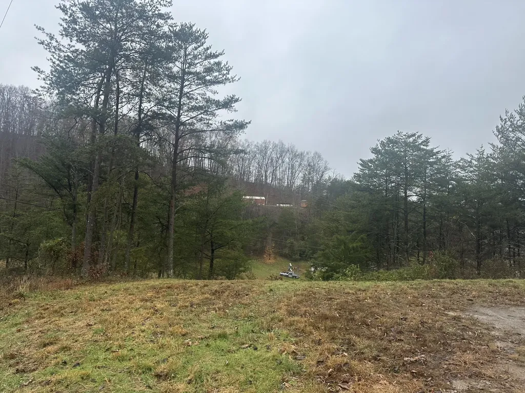 385 Lots 6/7 Freeman Branch Road East Bernstadt KY 40729