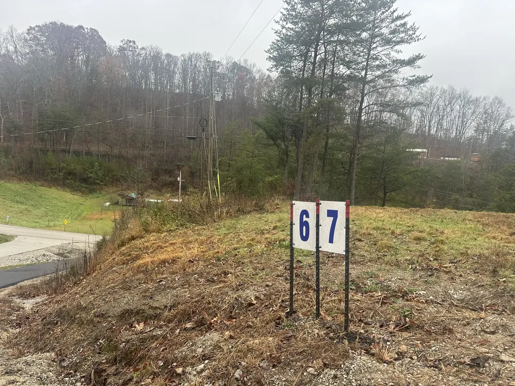 385 Lots 6/7 Freeman Branch Road East Bernstadt KY 40729