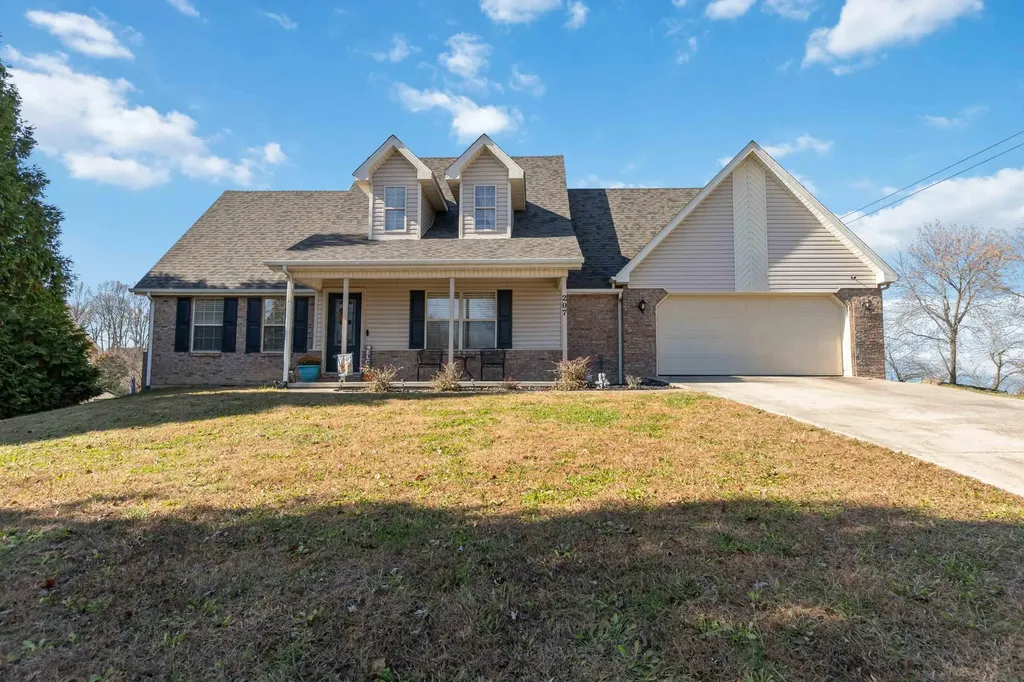 207 Clover Pointe Drive Somerset KY 42503