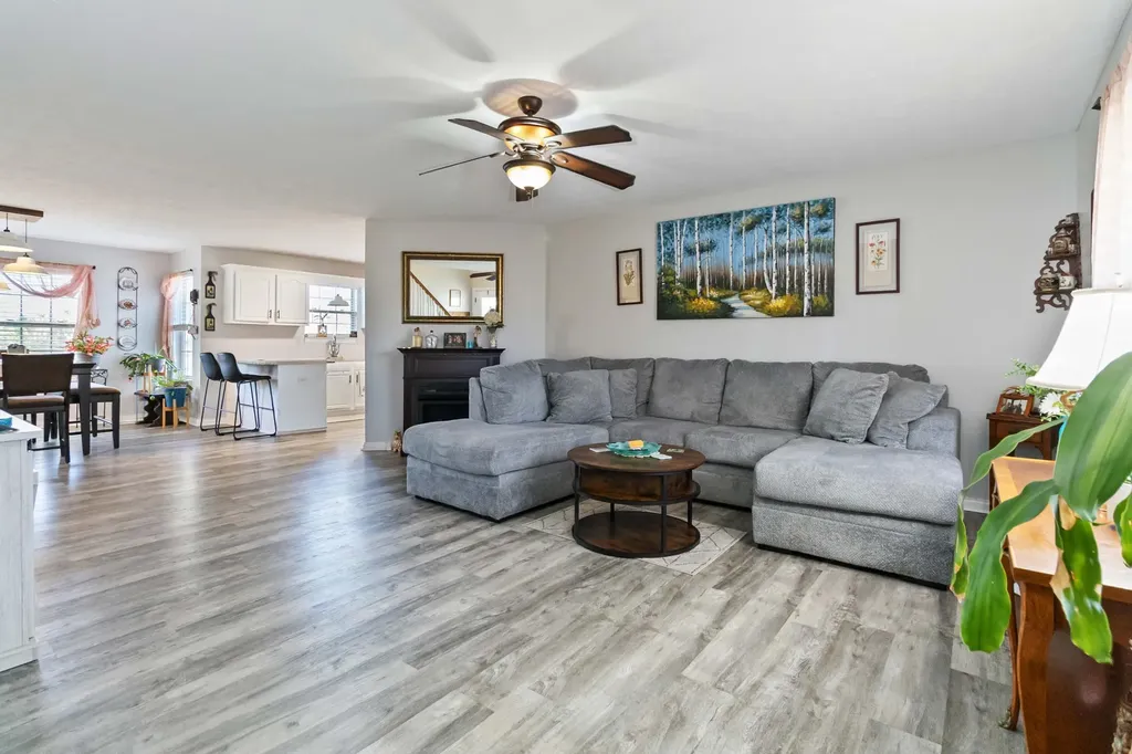 207 Clover Pointe Drive Somerset KY 42503