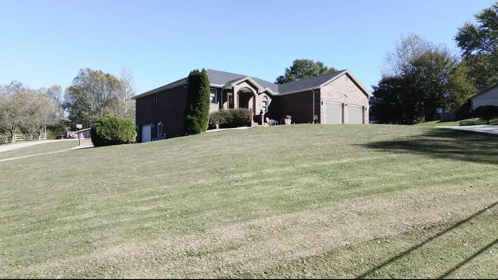 87 Meadowbrook Road Vanceburg KY 41179
