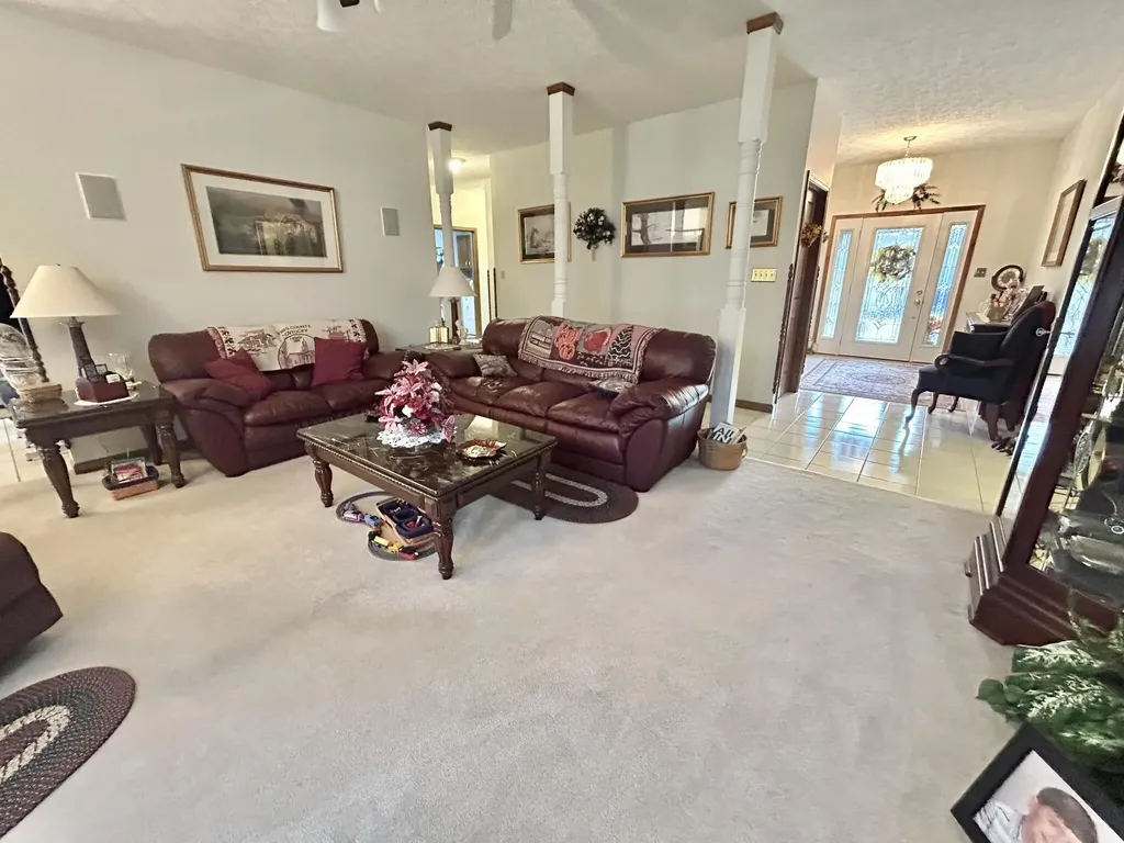 87 Meadowbrook Road Vanceburg KY 41179