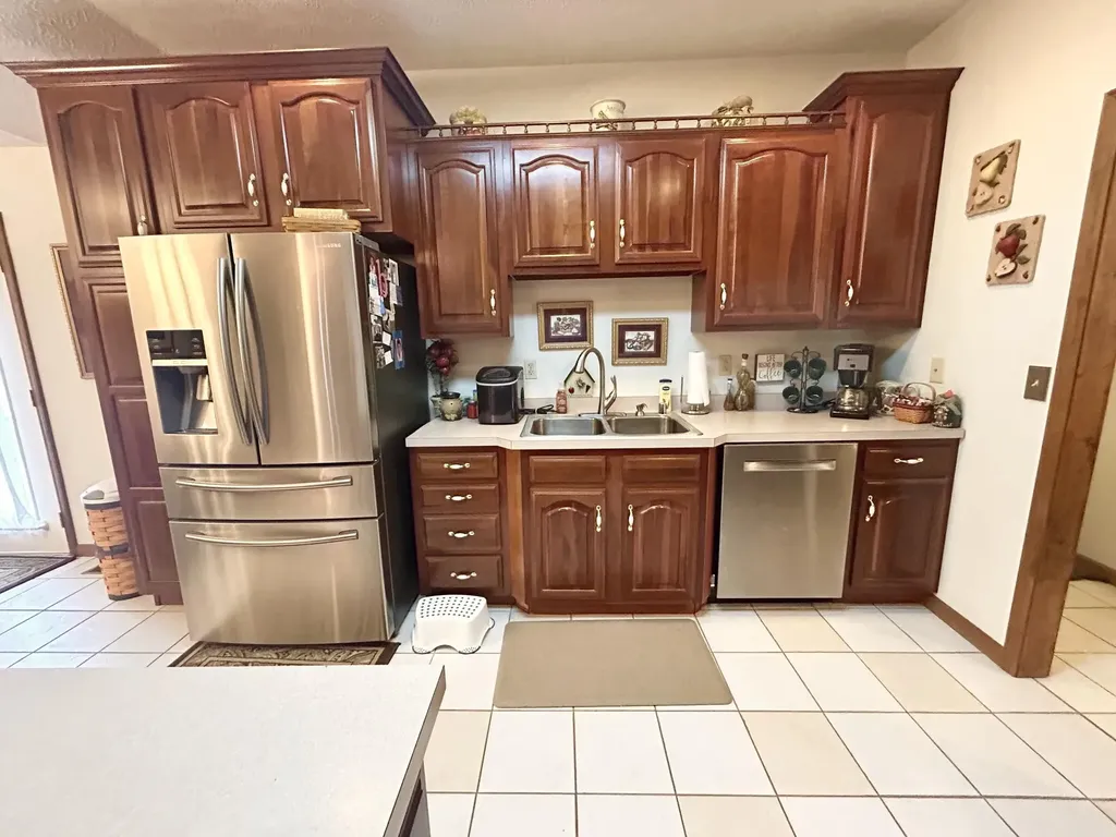 87 Meadowbrook Road Vanceburg KY 41179