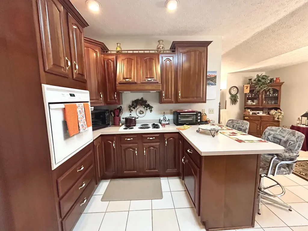 87 Meadowbrook Road Vanceburg KY 41179