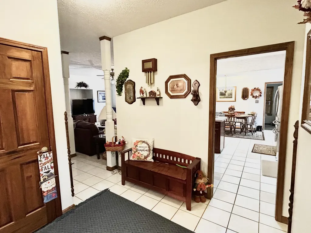 87 Meadowbrook Road Vanceburg KY 41179