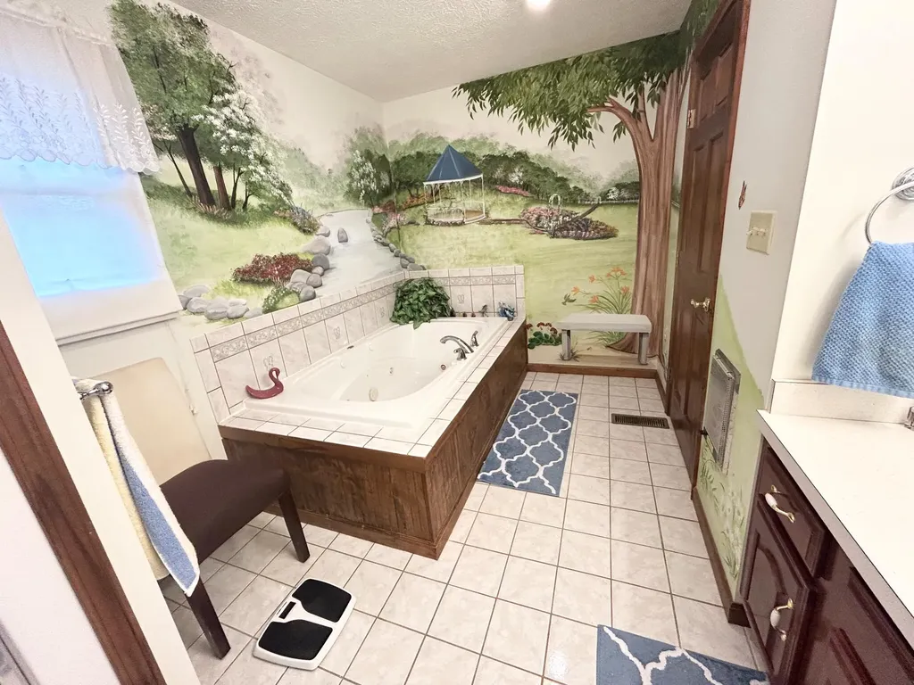 87 Meadowbrook Road Vanceburg KY 41179