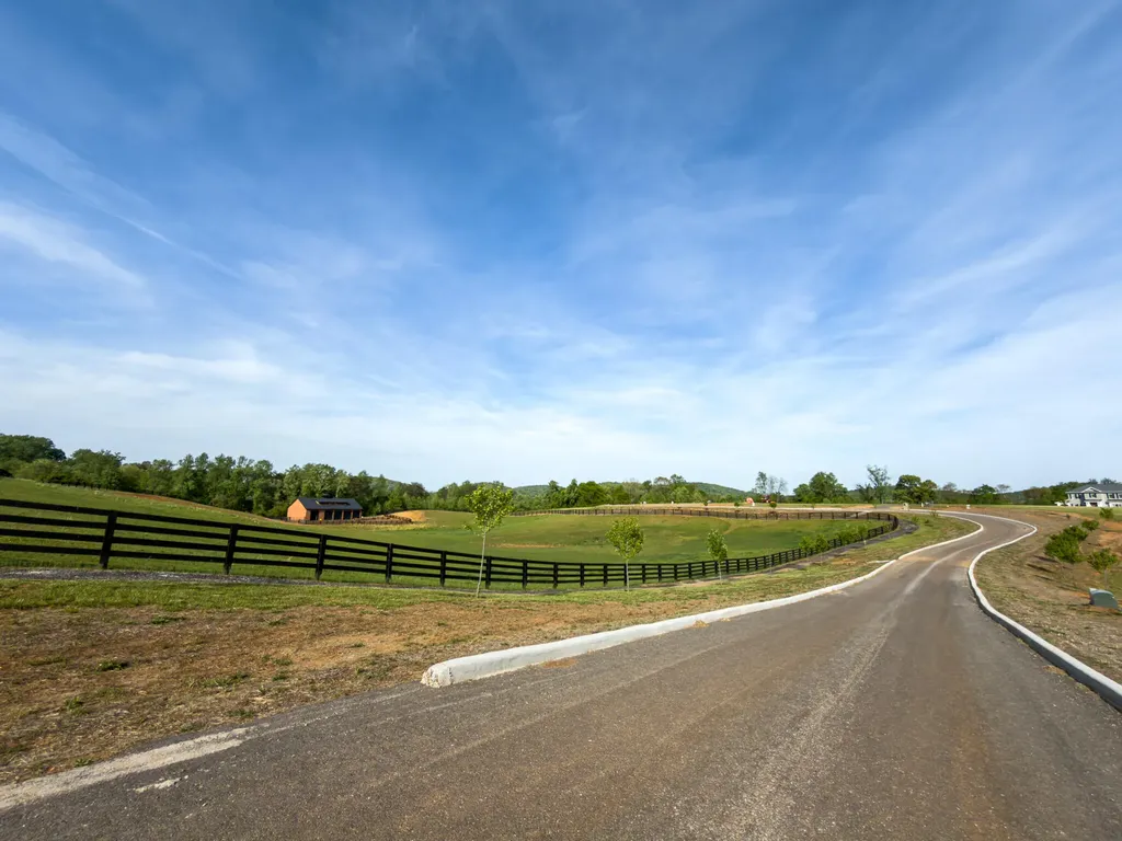 198 Darling Way Somerset KY 42503