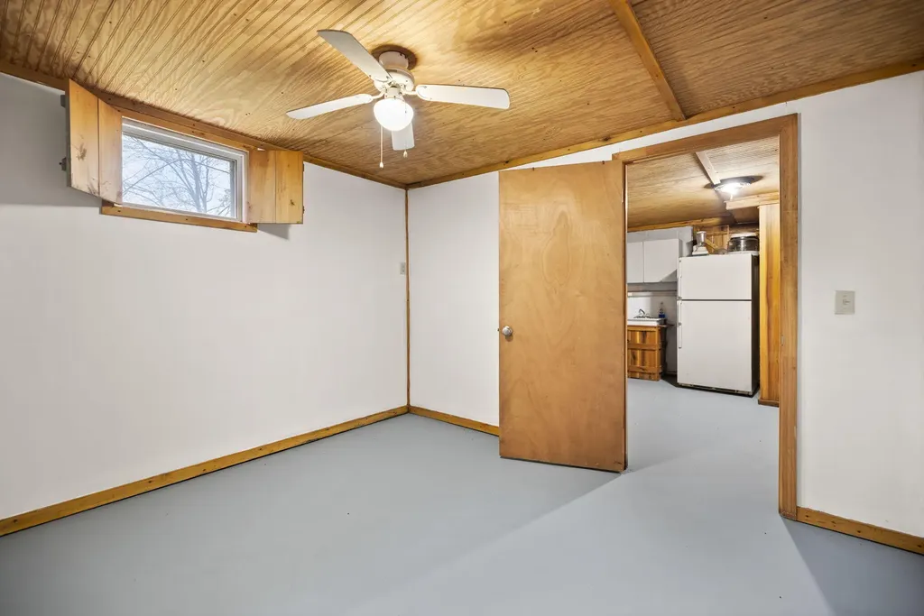 1324 Highway 399 Booneville KY 41314