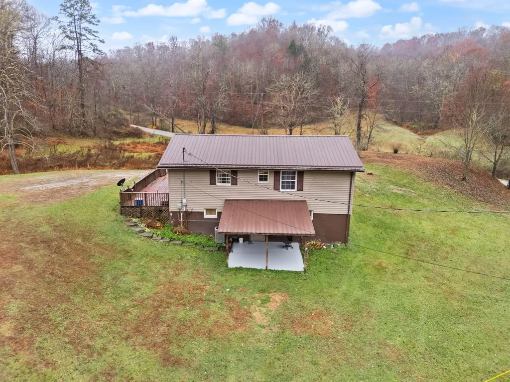 1324 Highway 399 Booneville KY 41314