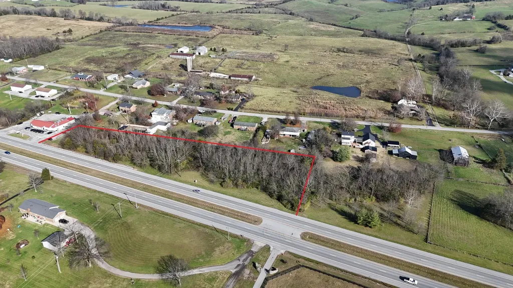 5400 Louisville Road Salvisa KY 40372