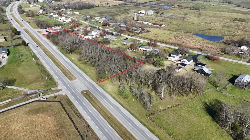 5400 Louisville Road Salvisa KY 40372