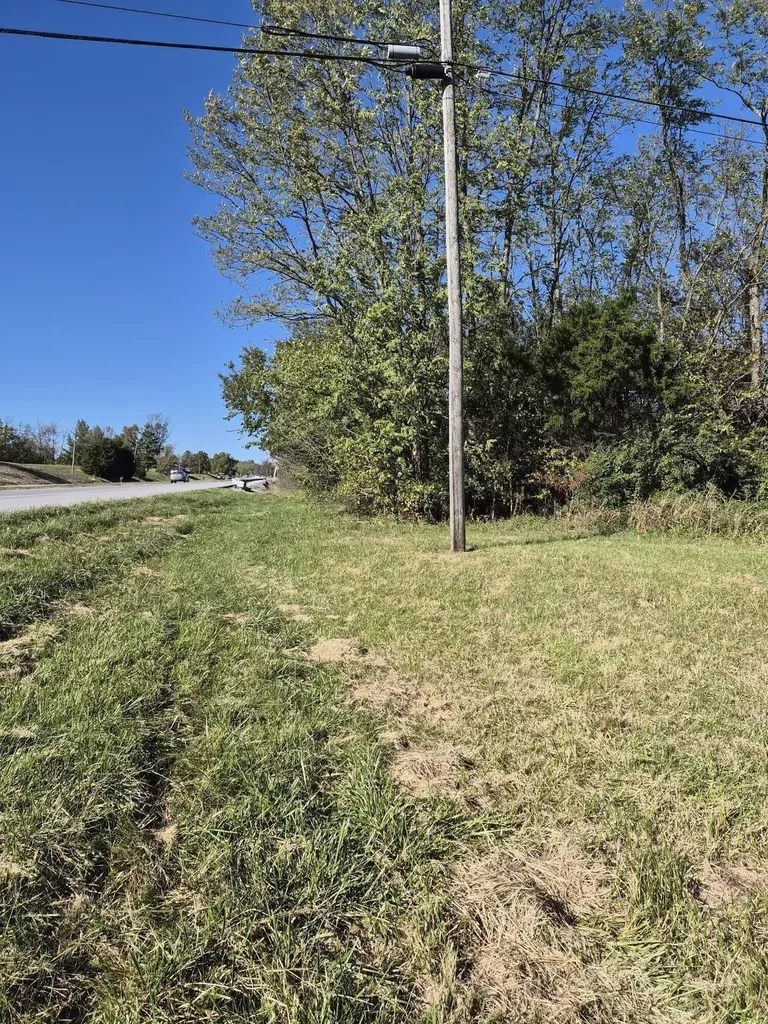 5400 Louisville Road Salvisa KY 40372