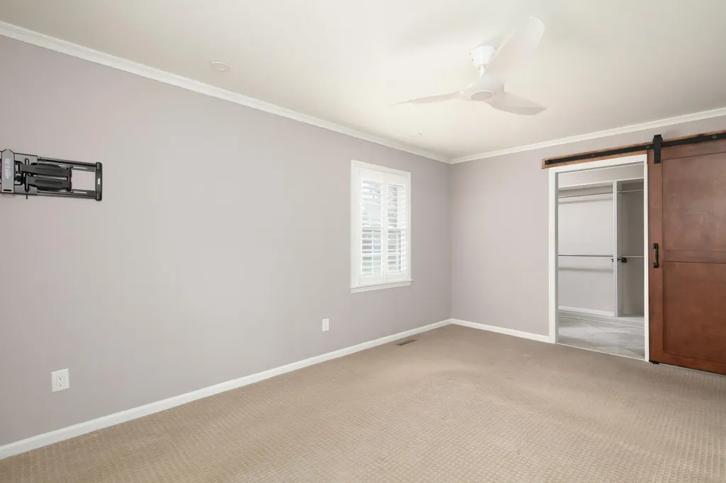 2051 Bridgeport Drive Lexington KY 40502