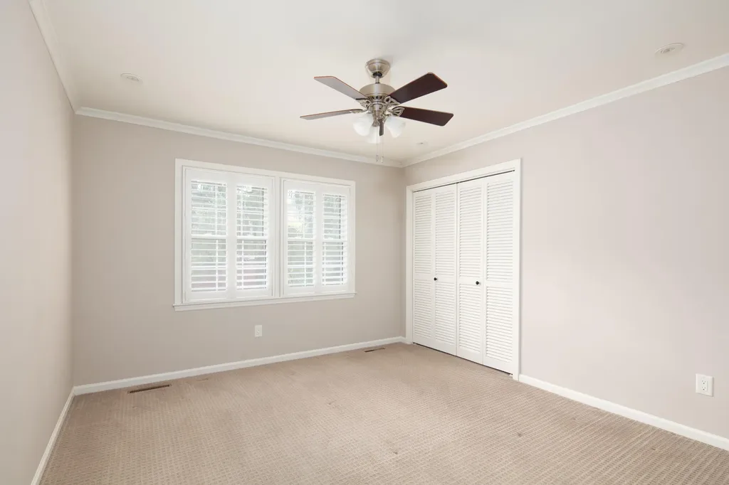 2051 Bridgeport Drive Lexington KY 40502
