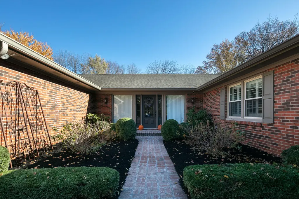 2051 Bridgeport Drive Lexington KY 40502