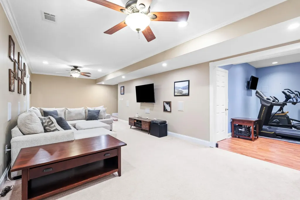 3032 Woodfield Circle Richmond KY 40475