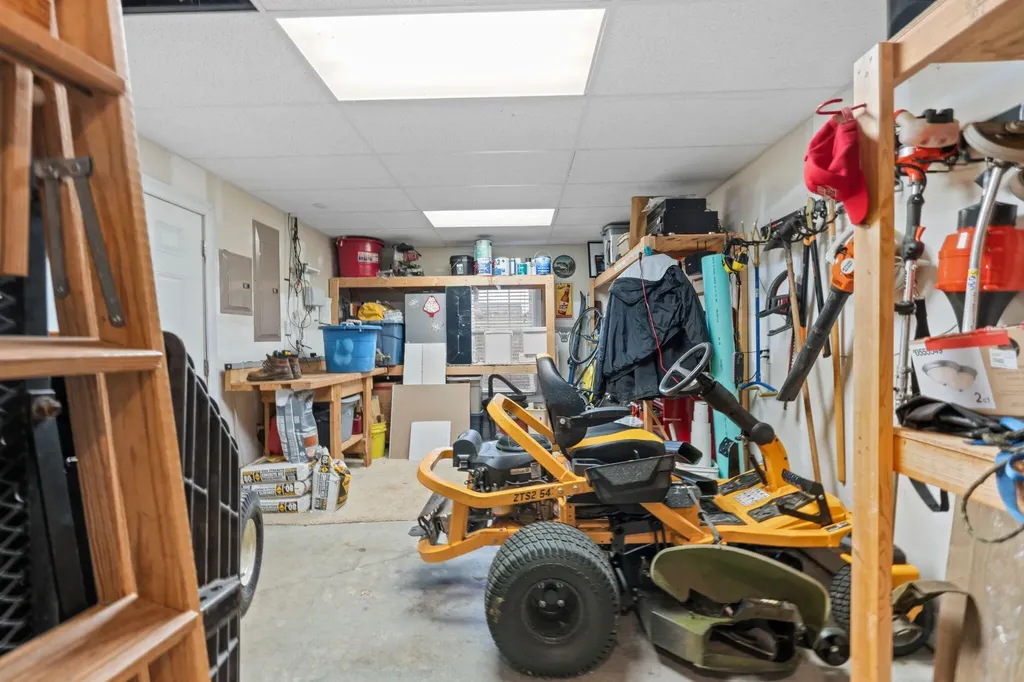 3032 Woodfield Circle Richmond KY 40475