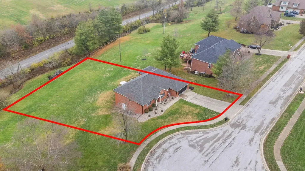 3032 Woodfield Circle Richmond KY 40475
