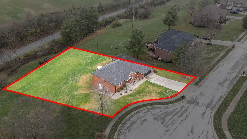 3032 Woodfield Circle Richmond KY 40475